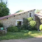 Дом отдыха Les Des Guezoux *