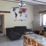 Дом отдыха Les Des Guezoux Vaunac (Dordogne)