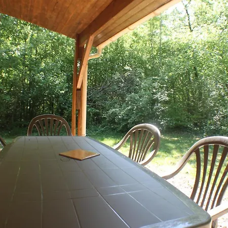 بيت للعطل Les Des Guezoux