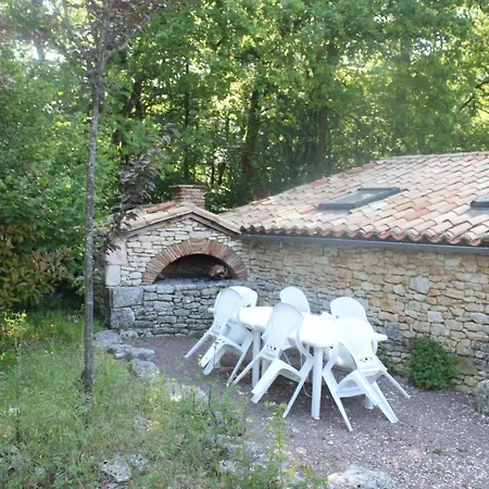 Les Des Guezoux