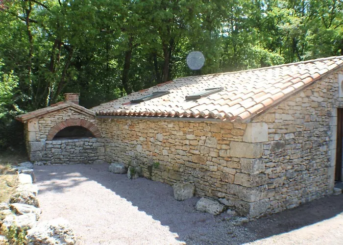 Les Des Guezoux Nyaraló Vaunac